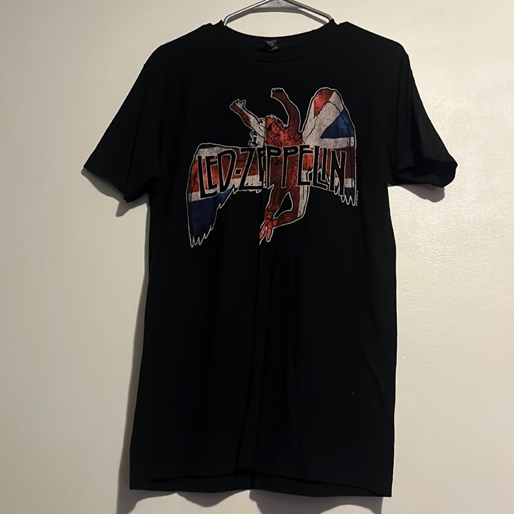 Black Led Zeppelin t-shirt